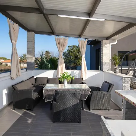 Villa Edo 2 * Pula