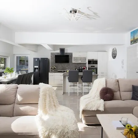 Villa Villa Edo 2 *