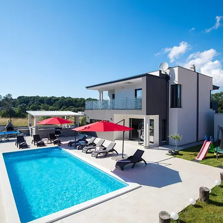 Villa Villa Edo 2 *