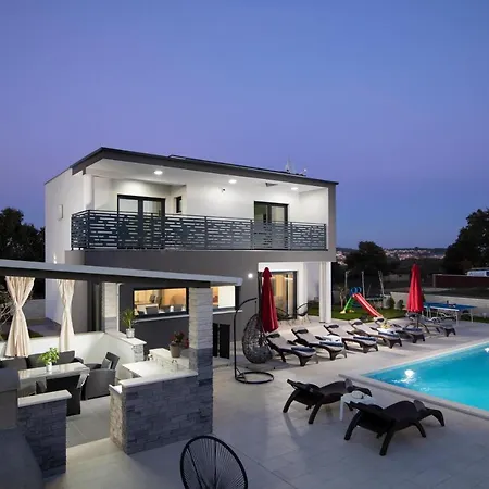 Villa Edis Villa Póla